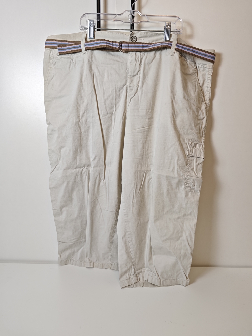 Sonoma Life Style Womens 20W Light Beige Mid Rise Capri Pants Striped Belt Cargo
